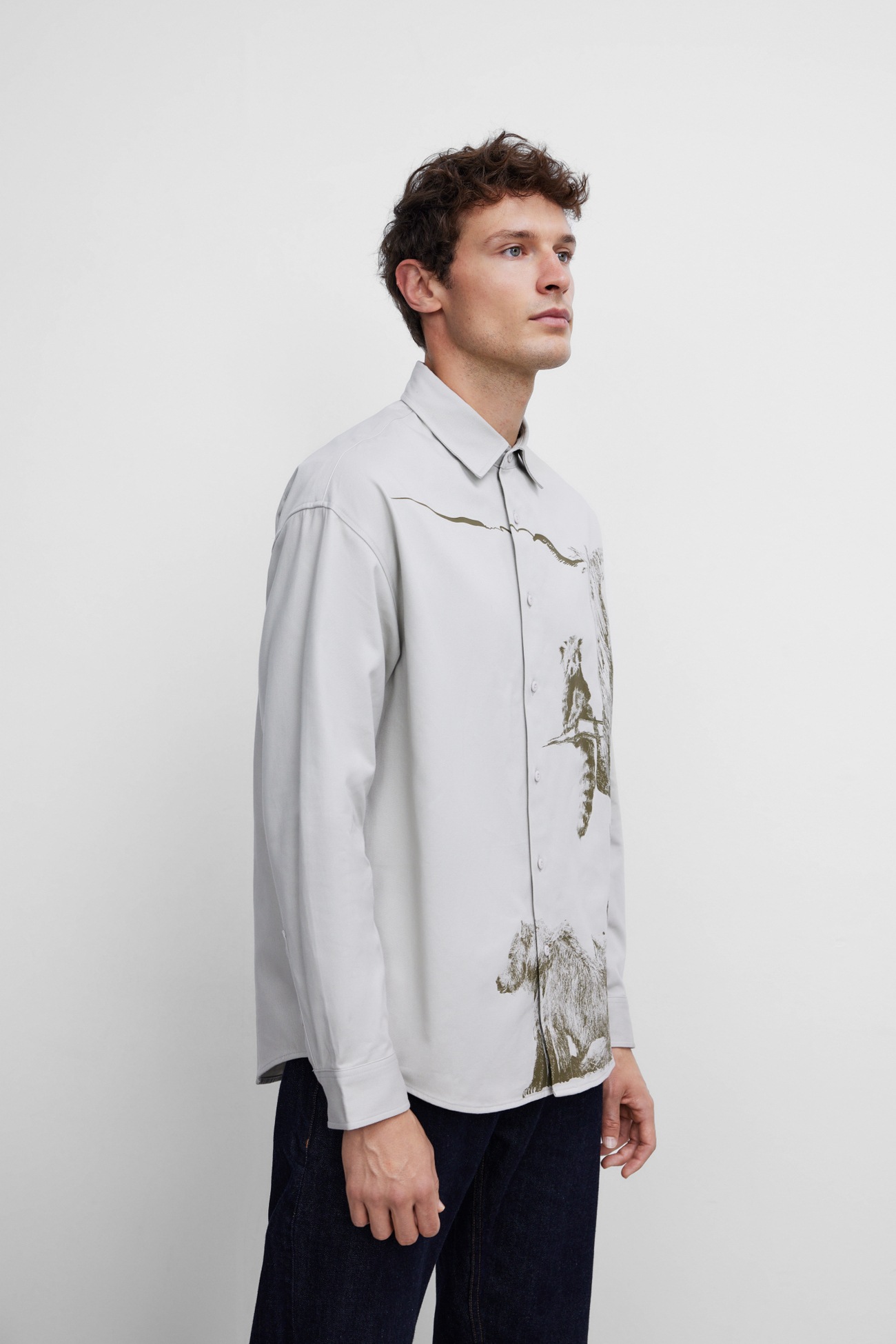 冬 メンズ ファッション 個性 プリント ルーズ コットン長袖シャツ 動物柄 個性的なデザイン カーキ S M L トップス シャツ 白シャツ 袖あり 長袖 きれいめ シンプル 大人 上品 おしゃれ