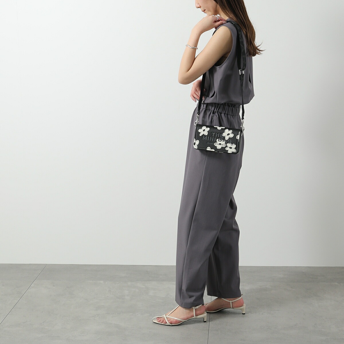 MARC JACOBS マークジェイコブス ショルダーバッグ 2S5SMN013S01 レディース レザー クロスボディ デイジー フラワー ロゴ 鞄 005/ 【mega】 MARC JACOBS マークジェイコブス ショルダーバッグ 2S5SMN013S01 レディース レザー クロスボディ デイジー フラワー ロゴ 鞄 005/ 【mega】