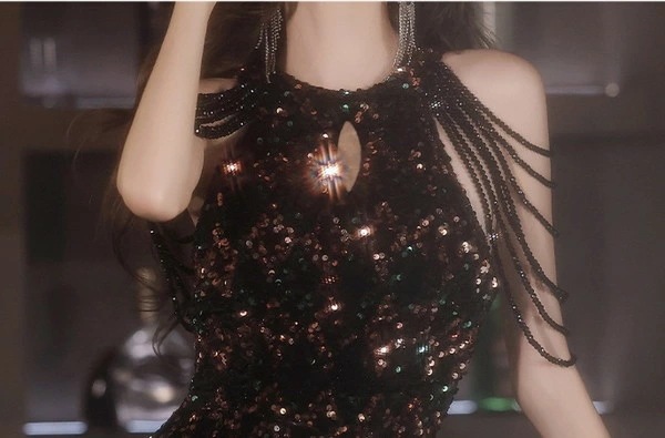 最終在庫スパンコールドレス イブニングドレス 黒 ロングドレス ホルターネックドレス 結婚式ドレス パーティードレス キラキラドレス お呼ばれドレス キラキラ 結婚式お呼ばれドレス 結婚式お呼ばれ 服