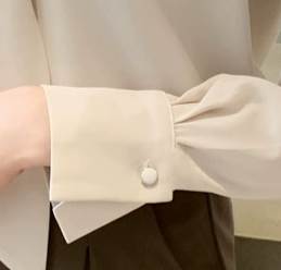 トップス ブラウス カットソー プルオーバー 袖あり 長袖 Vネック スリム ストレート リボン 大人可愛い きれいめ シンプル 上品 おしゃれ お洒落 大人女子 こなれ感 エレガント 存在感 フォー
