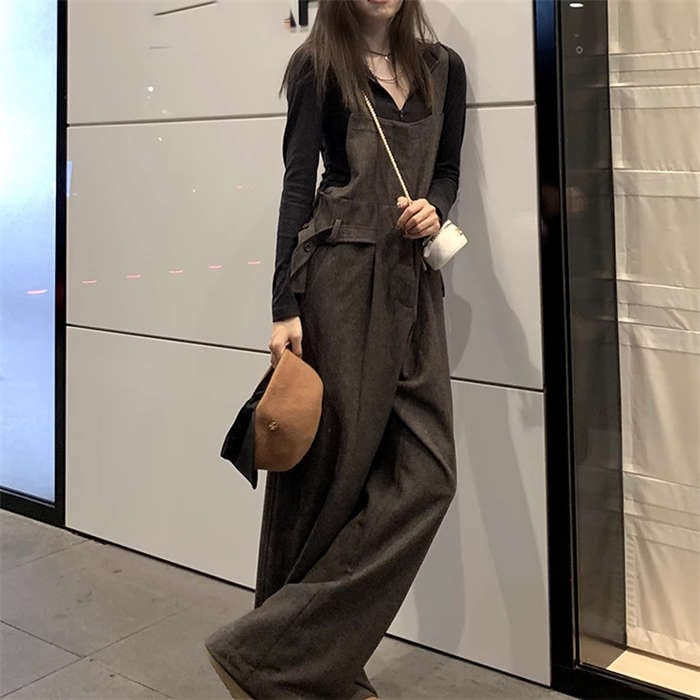 Salopette pants 着るだけで おしゃれムード漂う サロペットパンツ 20代 30代