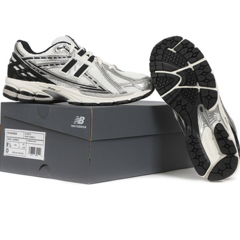 ニューバランススニーカー 1906R シルバーメタリックブラック ニューバランススニーカー 1906R シルバーメタリックブラック