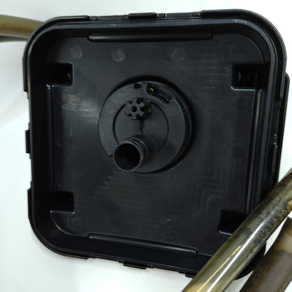 【中古】アクアエル MIDIKANI 800 外部フィルター ミディカニ 800 Aquael