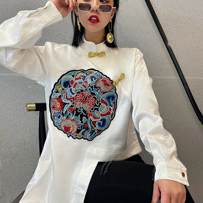 チャイナ風ブラウス レディース 夏 刺繍トップス チャイナボタン 不規則 改良唐装 立ち襟T シャツ