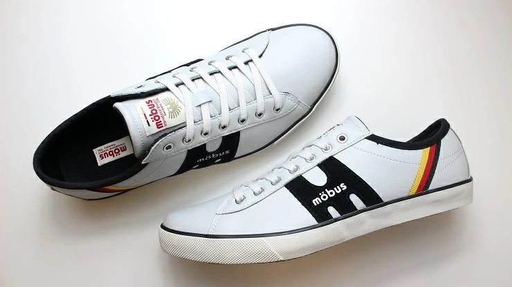 スニーカー エッセン ESSEN S.WHT/BLK M-1838T-1720 おしゃれスニーカー