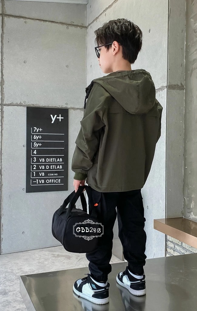 【即納】キッズ アウター トレンチコート ジャケット 男の子 春秋 フード付き 子供服 子供コート 通学 長袖 アウトドア おしゃれ 子ども服 キッズコート お出かけ 可愛い ジュニア服 通学 ブルー 【即納】キッズ アウター トレンチコート ジャケット 男の子 春秋 フード付き 子供服 子供コート 通学 長袖 アウトドア おしゃれ 子ども服 キッズコート お出かけ 可愛い ジュニア服 通学 ブルー