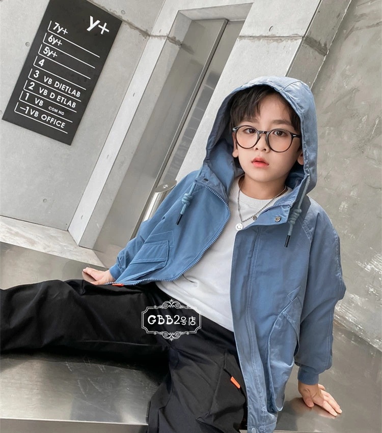 【即納】キッズ アウター トレンチコート ジャケット 男の子 春秋 フード付き 子供服 子供コート 通学 長袖 アウトドア おしゃれ 子ども服 キッズコート お出かけ 可愛い ジュニア服 通学 ブルー 【即納】キッズ アウター トレンチコート ジャケット 男の子 春秋 フード付き 子供服 子供コート 通学 長袖 アウトドア おしゃれ 子ども服 キッズコート お出かけ 可愛い ジュニア服 通学 ブルー