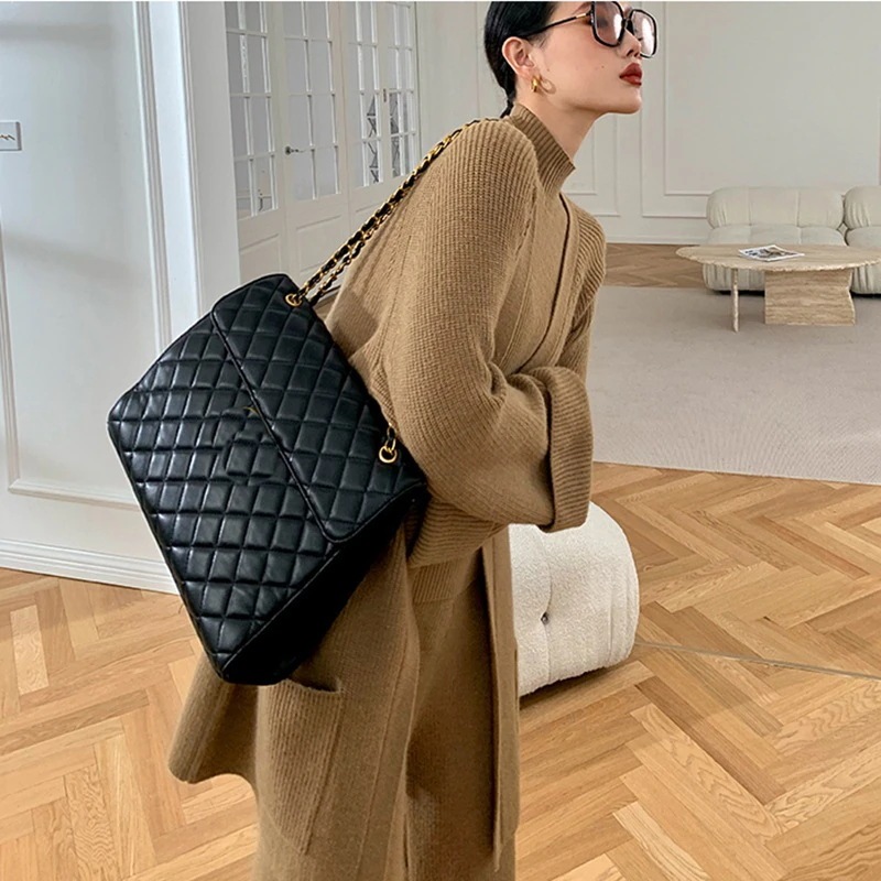 【2枚購入で 2oo円OFF!】人気なリプニット 秋冬 新作 セーター ニット フェイクレイヤード 上下セット 3点セット レディースセットアップ ニット アウター 2025福袋 【2枚購入で 2oo円OFF!】人気なリプニット 秋冬 新作 セーター ニット フェイクレイヤード 上下セット 3点セット レディースセットアップ ニット アウター 2025福袋