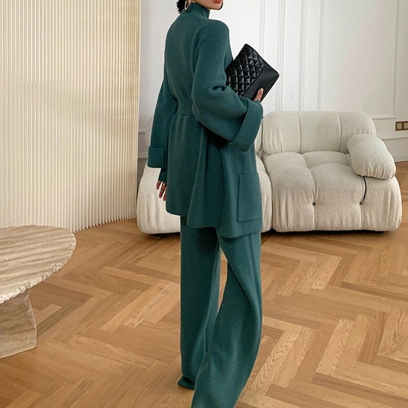 【2枚購入で 2oo円OFF!】人気なリプニット 秋冬 新作 セーター ニット フェイクレイヤード 上下セット 3点セット レディースセットアップ ニット アウター 2025福袋 【2枚購入で 2oo円OFF!】人気なリプニット 秋冬 新作 セーター ニット フェイクレイヤード 上下セット 3点セット レディースセットアップ ニット アウター 2025福袋