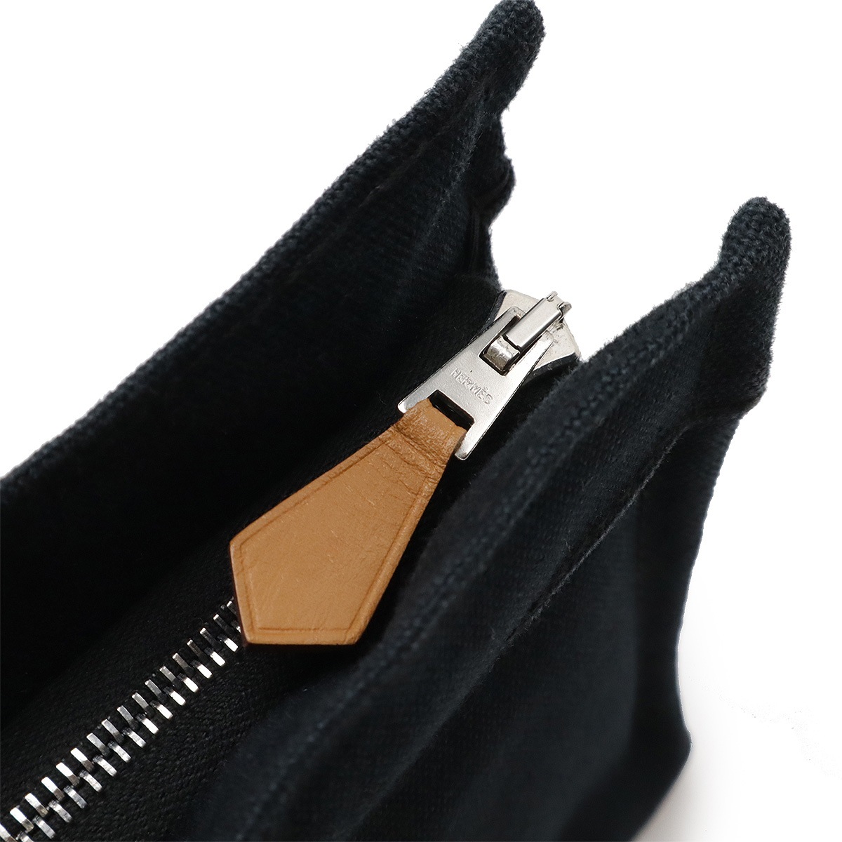 ドーヴィル ポーチ 小物入れ 化粧ポーチ コスメポーチ トラベルポーチ マルチケース キャンバス ブラック