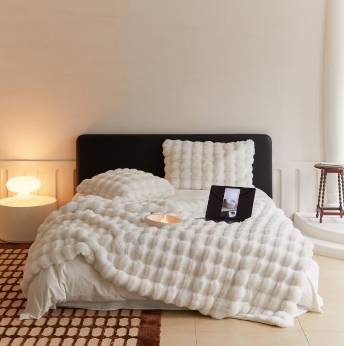 【本日限定】ブランケット 掛毛布 160*200cm 秋冬 大判 厚手 高級感 フェイクファー ふわふわ 暖かい シングル セミダブル 防寒対策 毛布 ひざ掛け 昼寝 北欧 ギフト プレゼント 膝掛け