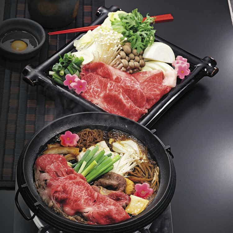 岐阜 飛騨牛すきしゃぶ用 モモ350g 離島は配送不可 3950088 お歳暮 お中元 お土産 ご進物 ギフト 贈り物に最適 岐阜 飛騨牛すきしゃぶ用 モモ350g 離島は配送不可 3950088 お歳暮 お中元 お土産 ご進物 ギフト 贈り物に最適