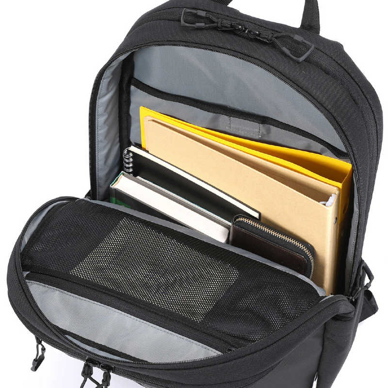 BERMAS　フリーランサー2 PCポケット 15インチ対応 マルチパック Lサイズ Freelancer2 ブラック　60661