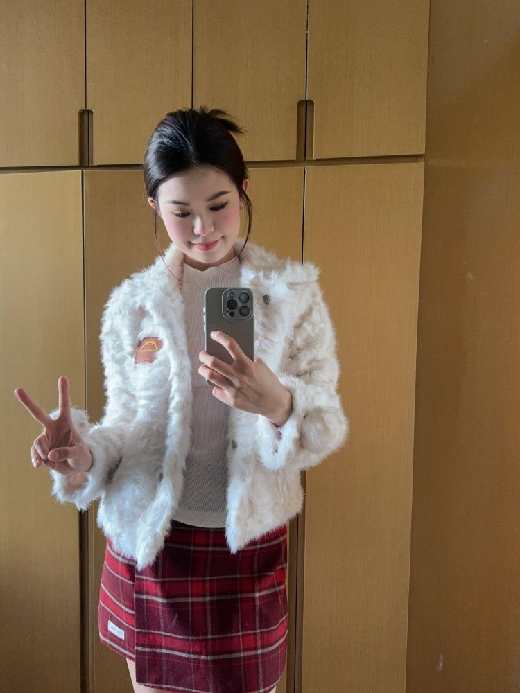 冬の雰囲気韓系お正月着回しセットアップスカートモコモコパイル保温カーディガンコートレトロ赤半身スカート女 冬の雰囲気韓系お正月着回しセットアップスカートモコモコパイル保温カーディガンコートレトロ赤半身スカート女
