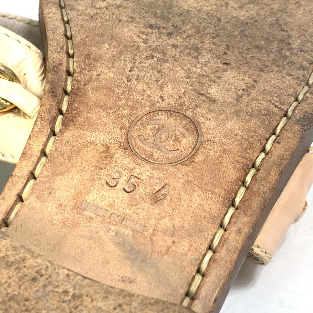 サンダル CC ココマーク ターンロック 靴 フラット ペタンコ トング チェーン レザー ホワイト サンダル CC ココマーク ターンロック 靴 フラット ペタンコ トング チェーン レザー ホワイト