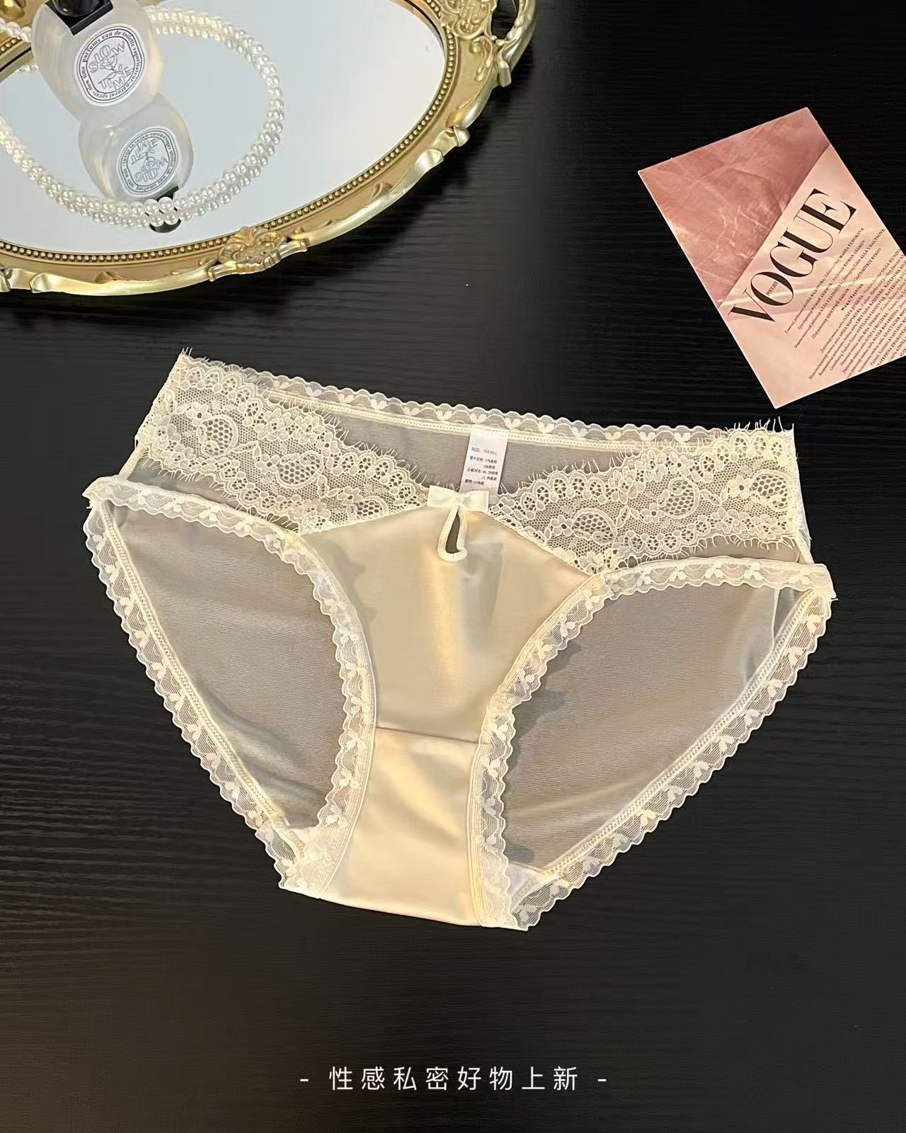 【1点ご購入 で10点プレゼントいたします】レースパンツ薄手ウエスト透かし透かした純綿股間で誘惑サテンパンツ女