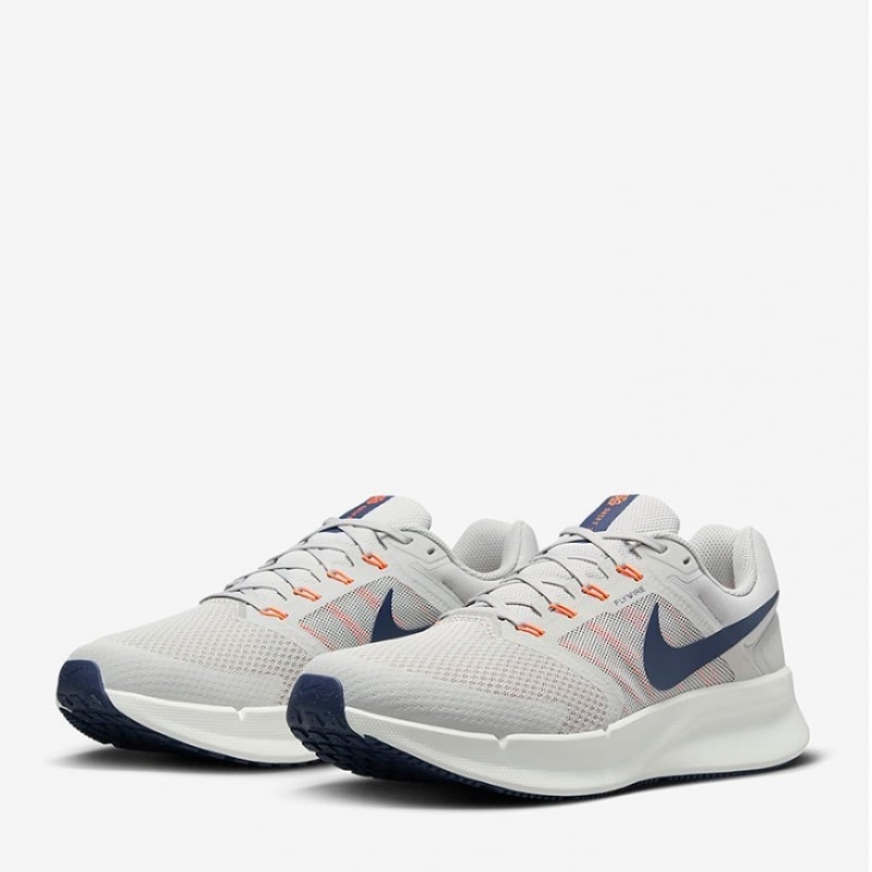 ナイキスニーカーランニングシューズランスウィフト 3 DR2695-009 S2405 ロードランニングシューズ