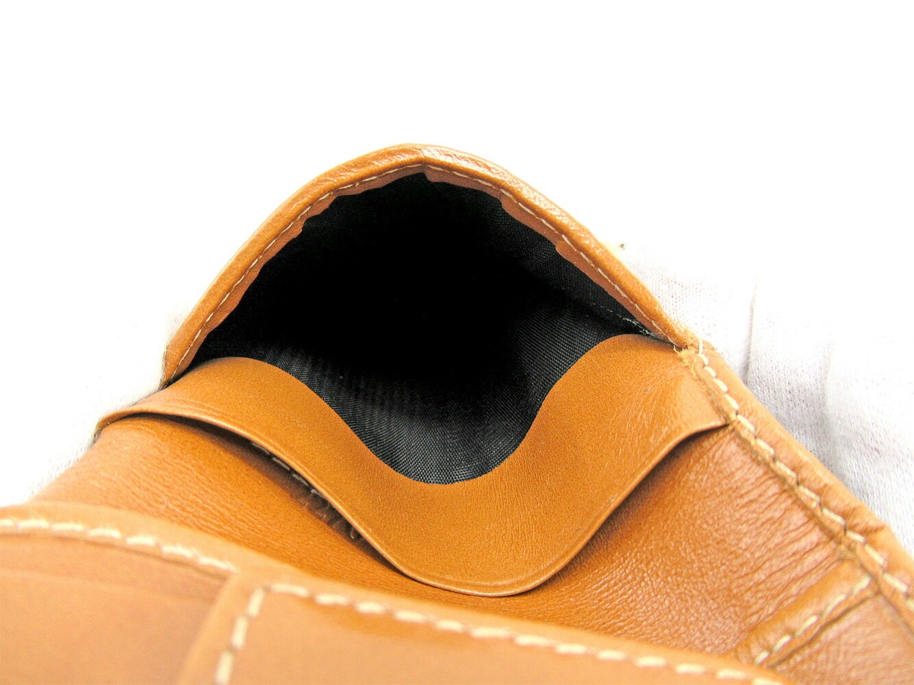 二つ折り財布 ペカン ベージュ ブラック レディース 中古 二つ折り財布 ペカン ベージュ ブラック レディース 中古