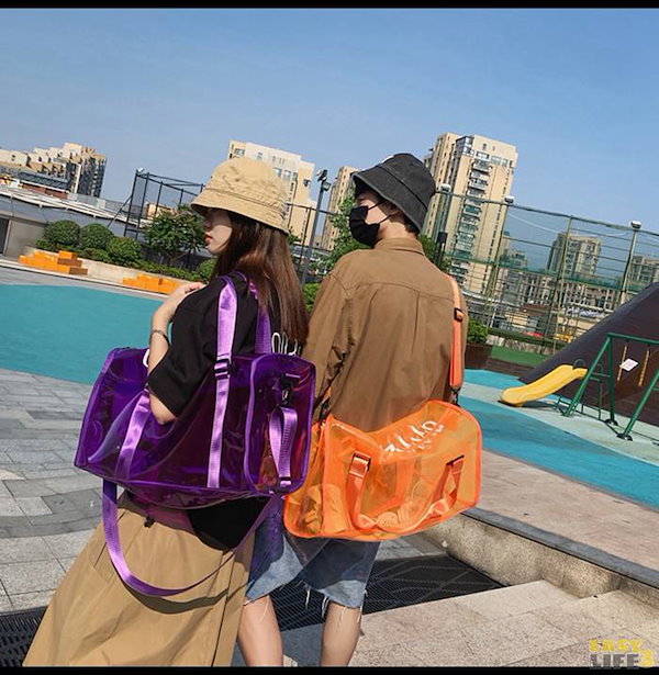 Qoo10] レア商品ビニールバッグ ボストンバッグ