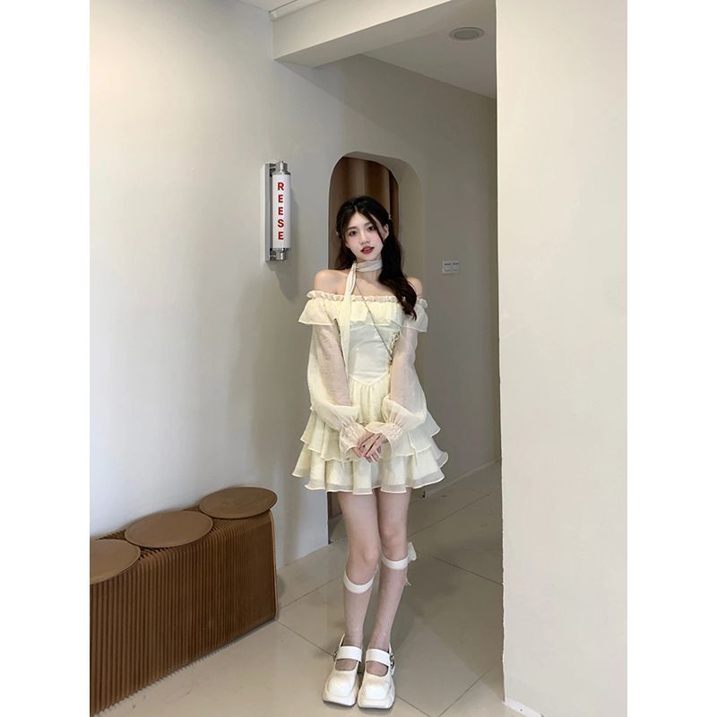 セクシーなオフショルダーのホットガールドレス2022妖精ワンショルダータイウエストフリルケーキスカート女性 セクシーなオフショルダーのホットガールドレス2022妖精ワンショルダータイウエストフリルケーキスカート女性