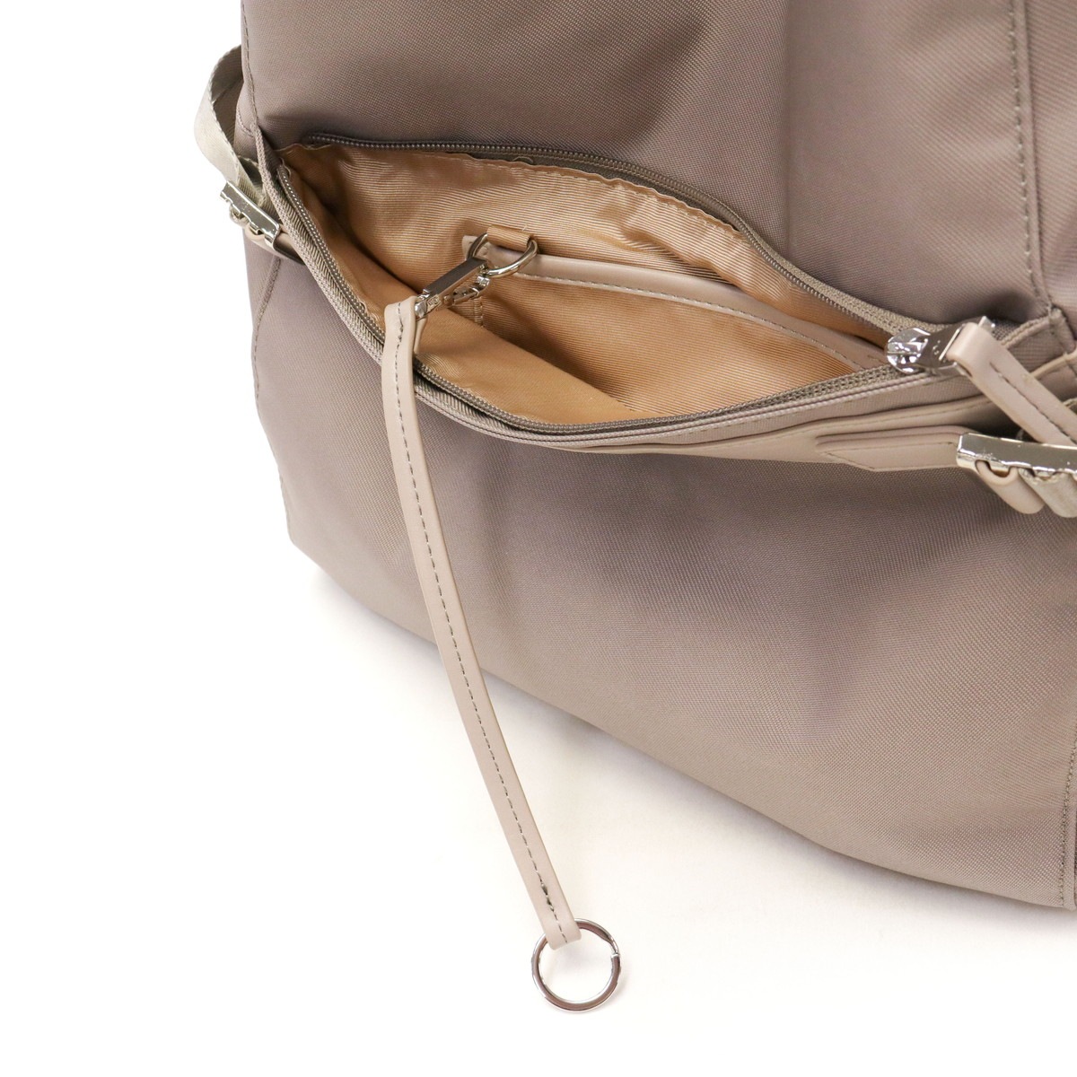 リュック レディース 大容量 通学 軽量 通勤 おしゃれ 大きめ きれいめ かわいい バックパック 大人 シンプル B4 21L PC 15.6インチ Lycka 11713 wsb リュック レディース 大容量 通学 軽量 通勤 おしゃれ 大きめ きれいめ かわいい バックパック 大人 シンプル B4 21L PC 15.6インチ Lycka 11713 wsb