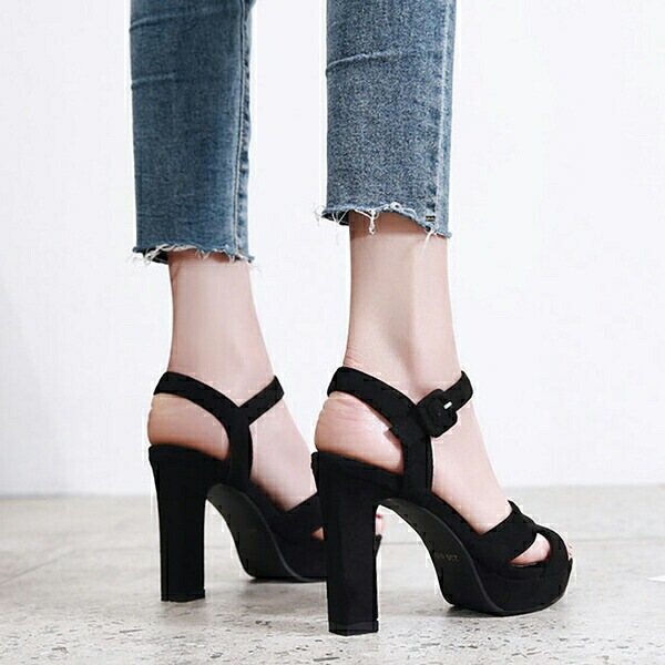 【夏セール!】サンダル ハイヒール ヒール10cm 着心地よい 太ヒール クロスストラップサンダル 安定感 小さいサイズ レディース ブラック ヒール サンダル 大きいサイズ 靴 女性 大人 春夏 歩 【夏セール!】サンダル ハイヒール ヒール10cm 着心地よい 太ヒール クロスストラップサンダル 安定感 小さいサイズ レディース ブラック ヒール サンダル 大きいサイズ 靴 女性 大人 春夏 歩