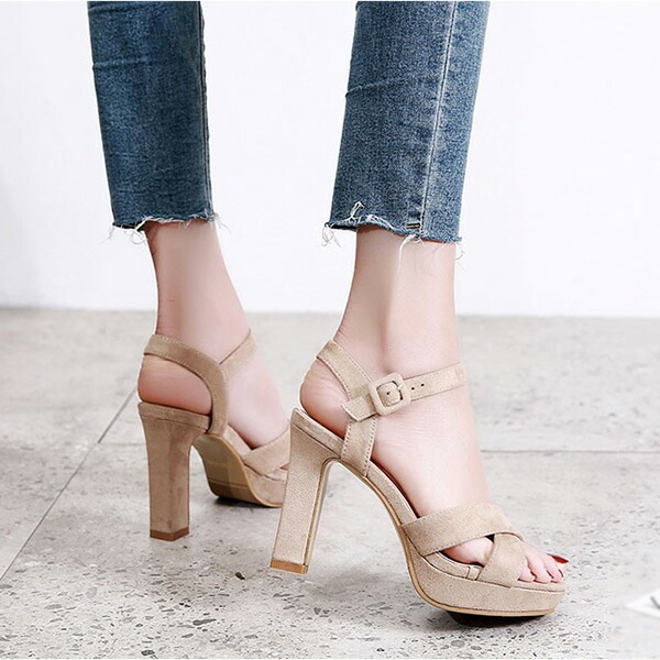 【夏セール!】サンダル ハイヒール ヒール10cm 着心地よい 太ヒール クロスストラップサンダル 安定感 小さいサイズ レディース ブラック ヒール サンダル 大きいサイズ 靴 女性 大人 春夏 歩 【夏セール!】サンダル ハイヒール ヒール10cm 着心地よい 太ヒール クロスストラップサンダル 安定感 小さいサイズ レディース ブラック ヒール サンダル 大きいサイズ 靴 女性 大人 春夏 歩