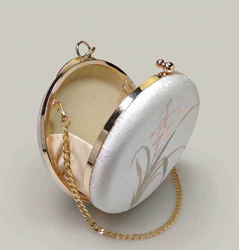 チェーン 花 クラッチバッグ ナチュラル 披露宴 パーティーバッグ ママ ハンドバッグ フラワー 休日 ゴールド ホワイト モダン 二次会 謝恩会 お呼ばれ ショルダーバッグ チェーン 花 クラッチバッグ ナチュラル 披露宴 パーティーバッグ ママ ハンドバッグ フラワー 休日 ゴールド ホワイト モダン 二次会 謝恩会 お呼ばれ ショルダーバッグ