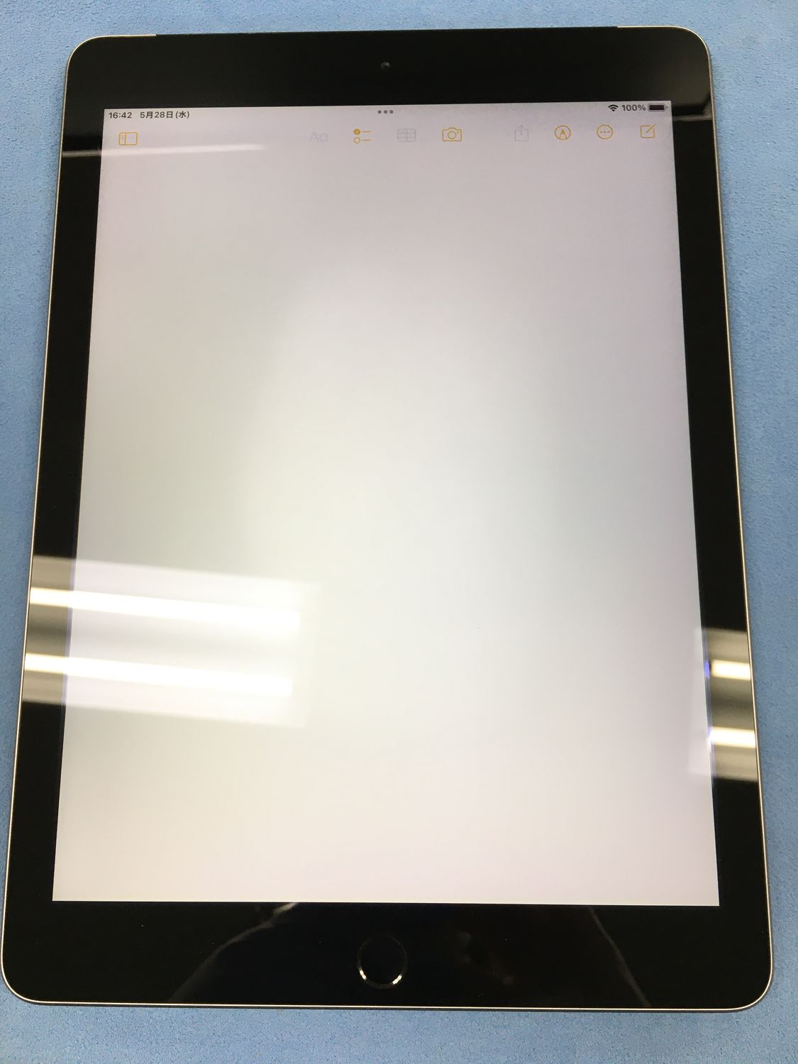 送料無料】美品 電池95％ SIMフリー iPad 第5世代 32GB スペースグレイ