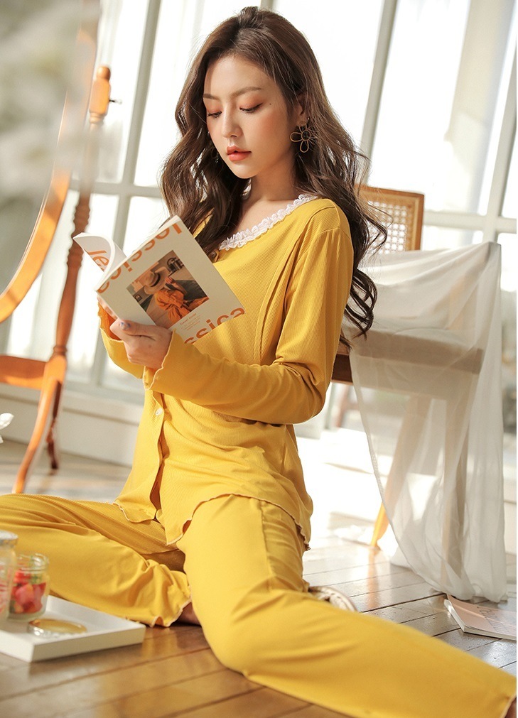 【日本未発売/送料無料】マタニティ パジャマ レース ラウンドネック 長袖 前開き 授乳口付き