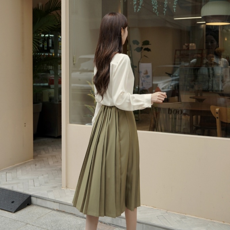 クリック＆ファニールネンプリーツスカート