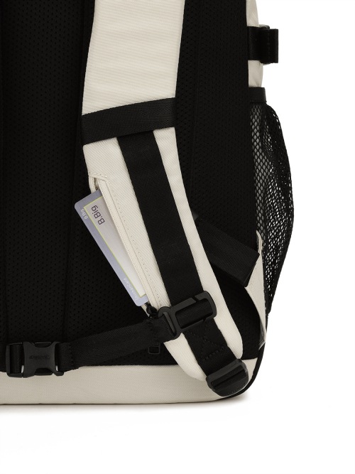 Discovery EXPEDITION Like Air Layer Backpack BEIGE DXBK0 3 Discovery EXPEDITION Like Air Layer Backpack BEIGE DXBK0 3