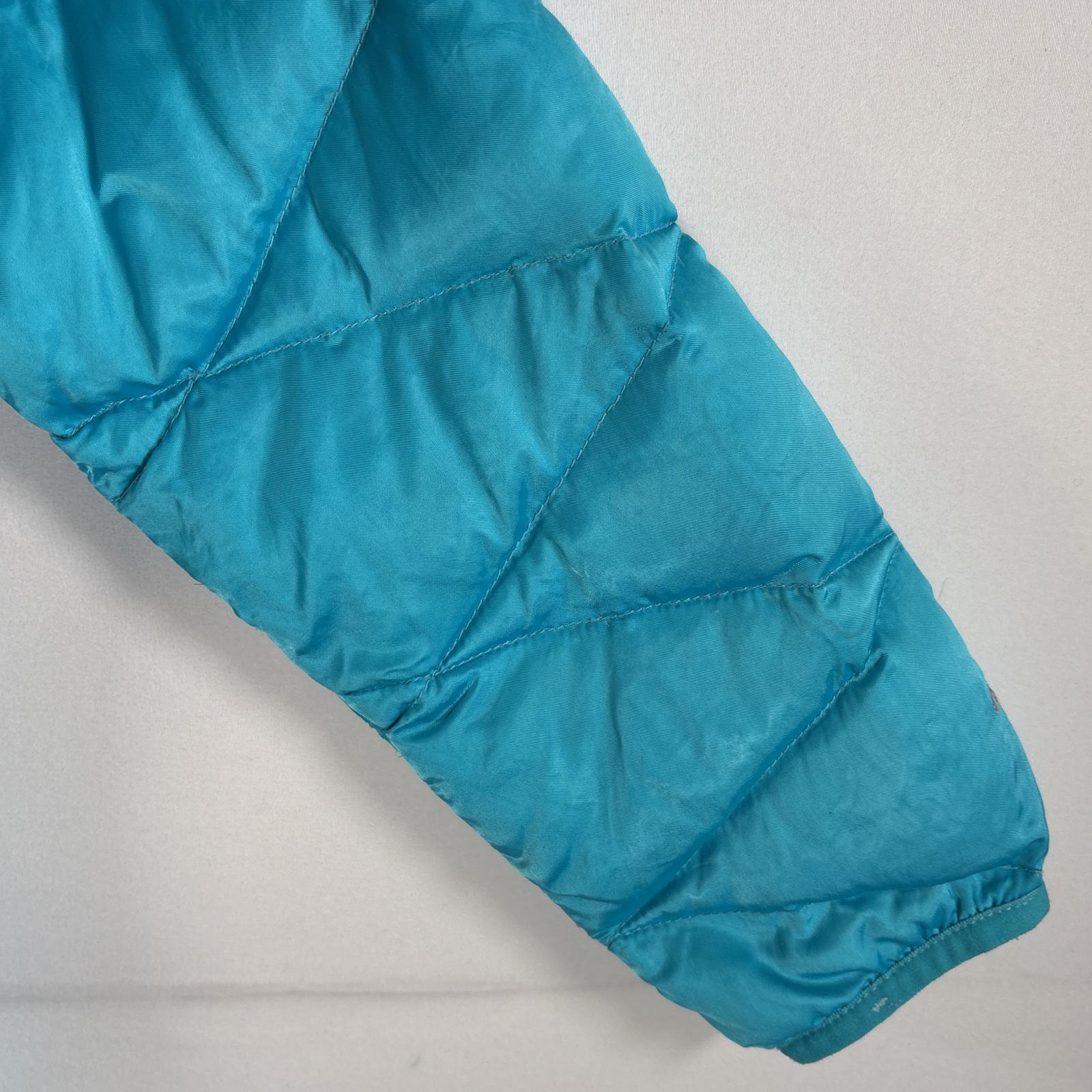 古着 ダウンジャケット ワンポイントロゴ刺繍 550fill フルジップ L 14/16 水色 キッズ 古着 ダウンジャケット ワンポイントロゴ刺繍 550fill フルジップ L 14/16 水色 キッズ