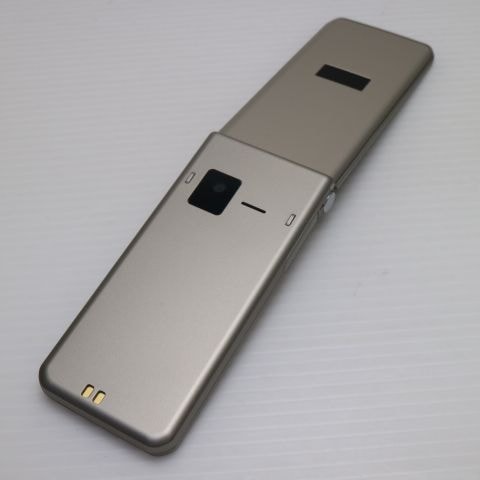 新品同様 arrows ケータイ ベーシック F-41C ゴールド スマホ 白ロム 中古 土日祝発送OK 103