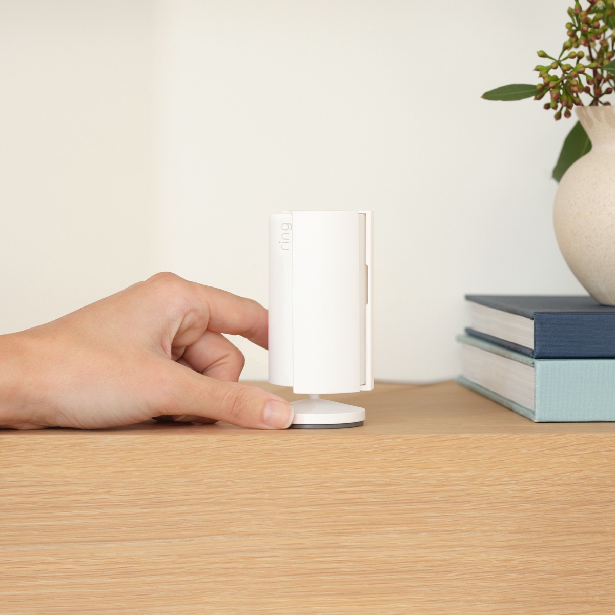 Amazon B0B6GKJR49 屋内用セキュリティカメラ B0B6GKJR49 Amazon B0B6GKJR49 屋内用セキュリティカメラ B0B6GKJR49