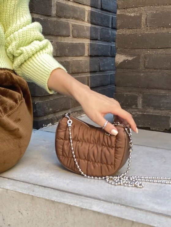 トップス ニットソー セーター カーディガン パーカー 上着 部屋着 ミニ ミニ丈 袖あり 長袖 ドルマンスリーブ ドロップショルダー 萌袖 Vネック 襟なし スリム かわいい きれいめ シンプル トップス ニットソー セーター カーディガン パーカー 上着 部屋着 ミニ ミニ丈 袖あり 長袖 ドルマンスリーブ ドロップショルダー 萌袖 Vネック 襟なし スリム かわいい きれいめ シンプル