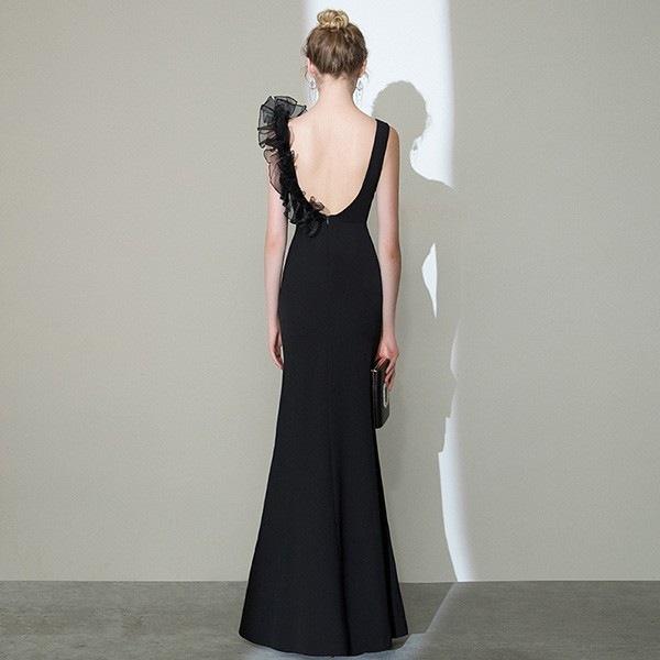 ロングドレス 演奏会 黒 マーメイドライン パーティードレス ロング丈 演奏会用 ピアノ発表会 舞台衣装 ステージドレス セレモニー フォーマルドレス ノースリーブ オールシーズン 大きいサイズ Vネ