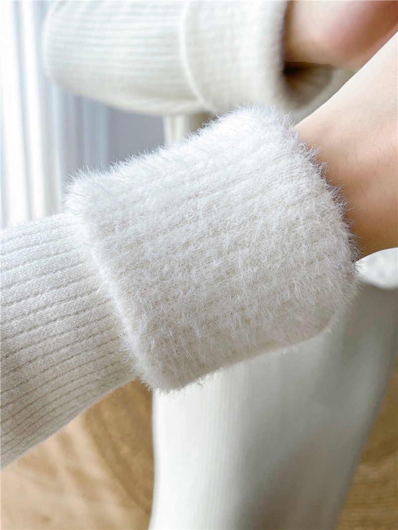 女性の気質 長いセクション スリムフィット ハイネック ニットワンピースH295B4