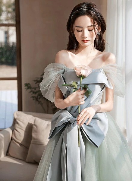 数量限定品ウェディングドレス カラードレス 演奏会 グリーンドレス 前撮りドレス 花嫁 二次会 お色直しドレス フォトウェディング プリンセスドレス オフショルドレス かわいい セルフ 韓国 オフショ 数量限定品ウェディングドレス カラードレス 演奏会 グリーンドレス 前撮りドレス 花嫁 二次会 お色直しドレス フォトウェディング プリンセスドレス オフショルドレス かわいい セルフ 韓国 オフショ