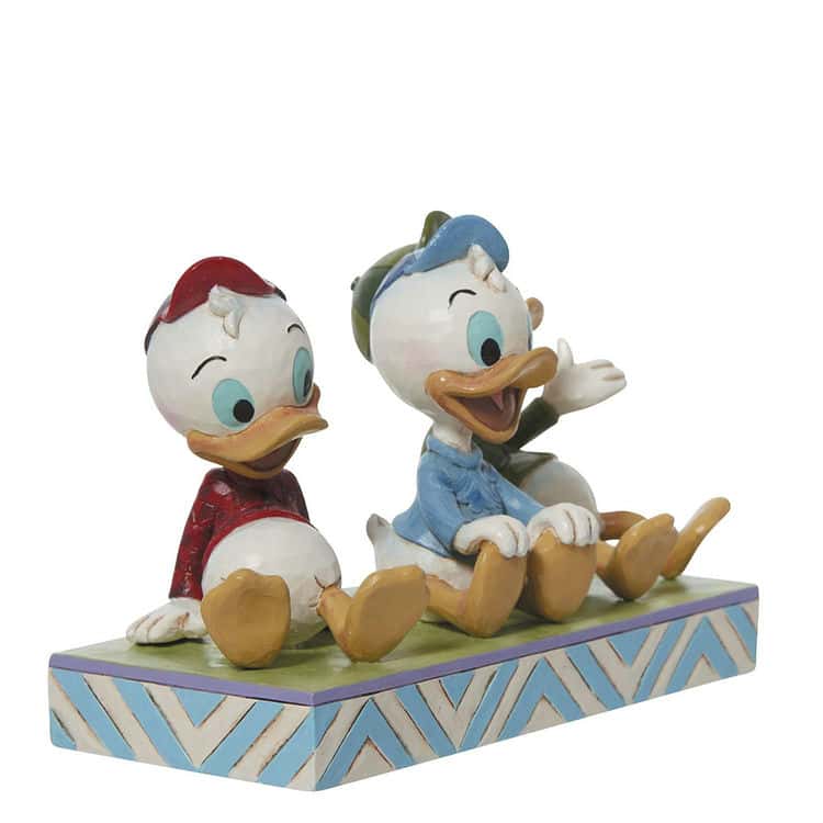 enesco(エネスコ) Disney Traditions ヒューイ, デューイ&ルーイ シッティング ディズニー フィギュア コレクション 人気 ブランド ギフト クリスマス 贈り物 プレゼントに enesco(エネスコ) Disney Traditions ヒューイ, デューイ&ルーイ シッティング ディズニー フィギュア コレクション 人気 ブランド ギフト クリスマス 贈り物 プレゼントに