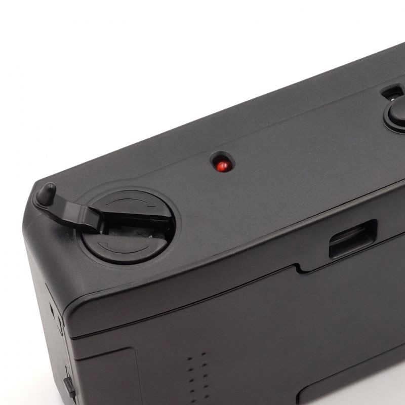 コダック　フィルムカメラ (ブラック×イエロー)　ULTRAF9