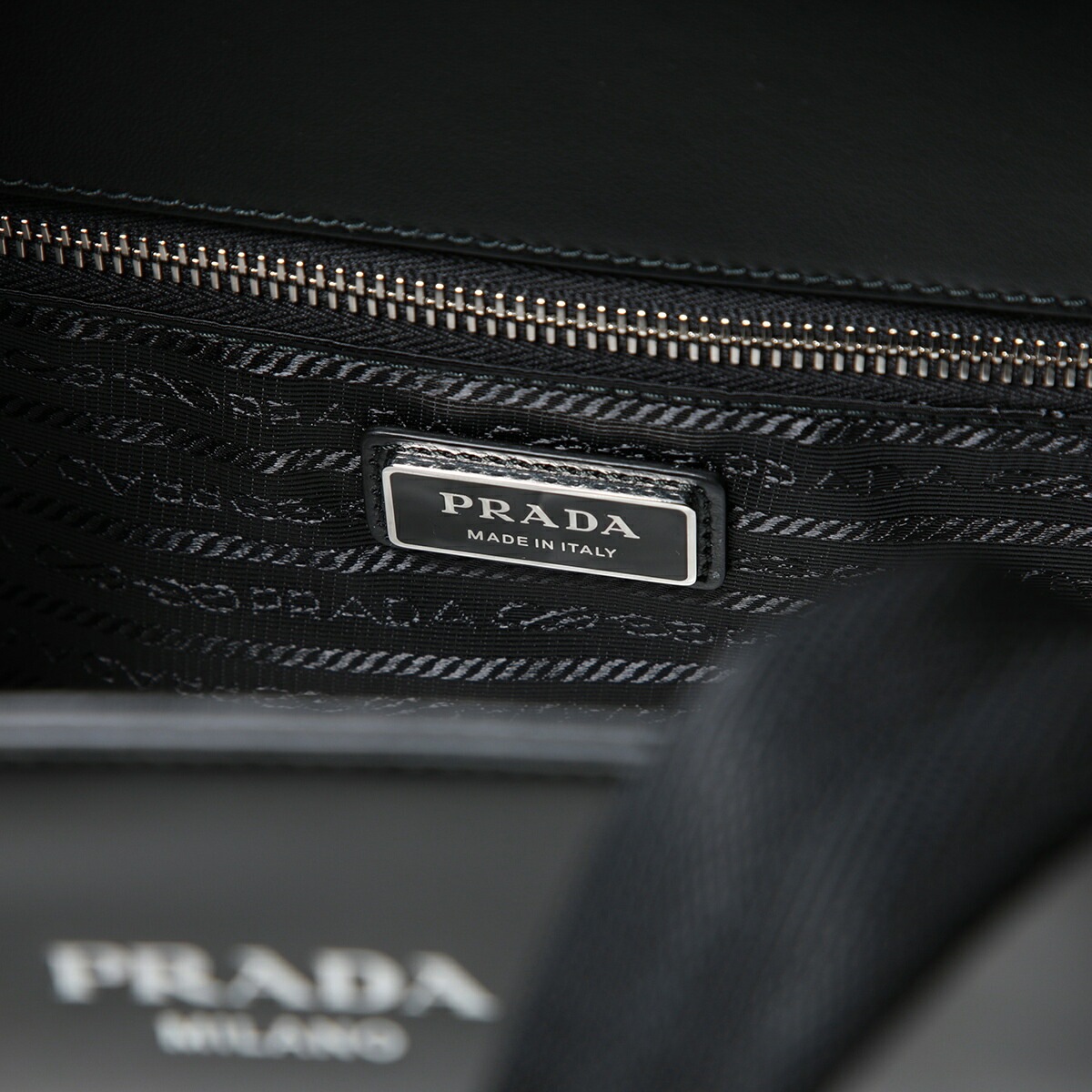 【訳あり】PRADA プラダ トートバッグ 2VG113 OOO ZO6 メンズ レザー ウォーターボトル ボトルホルダー付き ロゴ 鞄 F0002/NERO