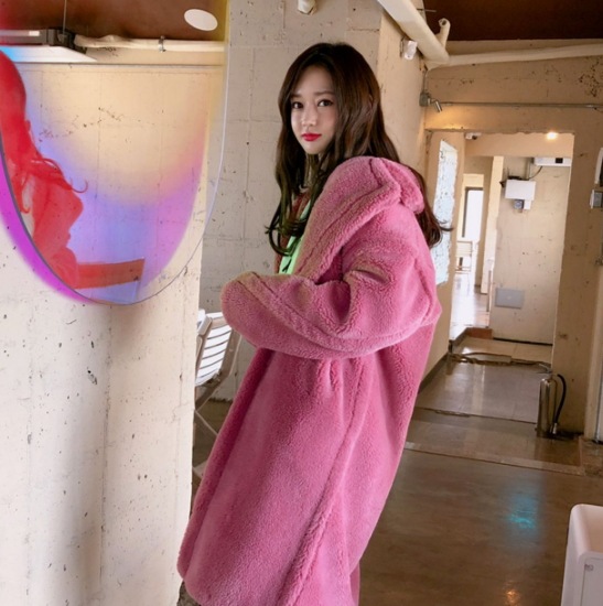 【取寄：納期2週間】フェイクファーコート レディース コート ロングコート アウター 暖かい 厚手 秋冬 ゴージャス エレガント ふわふわ 襟あり ボリューム 長袖 シンプル 無地 カジュアル