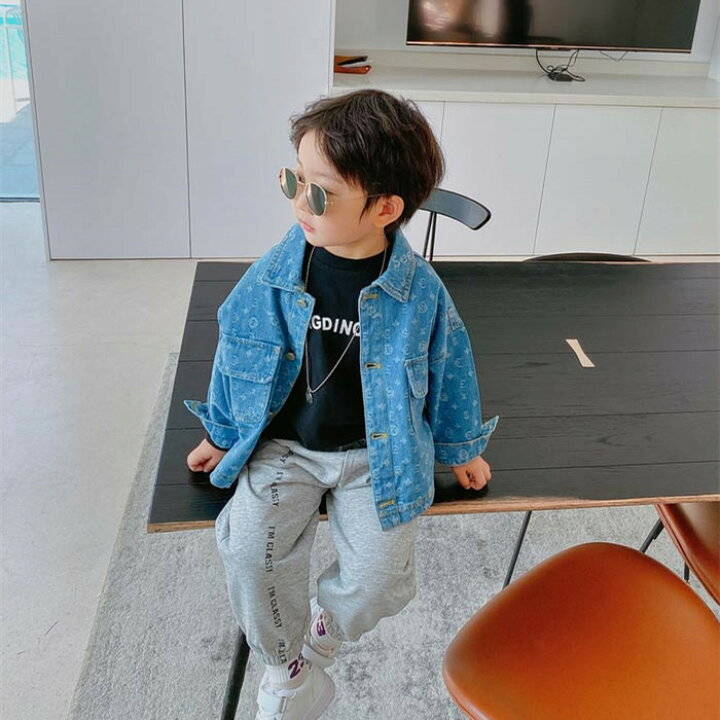 激安価格!おしゃれ キッズデニムサロペットパンツ ジュニア 女の子 秋冬 オーバーオール 可愛い ロングパンツ ガールズ 無地 子供 カジュアル 重ね着 レイヤード 激安価格!おしゃれ キッズデニムサロペットパンツ ジュニア 女の子 秋冬 オーバーオール 可愛い ロングパンツ ガールズ 無地 子供 カジュアル 重ね着 レイヤード