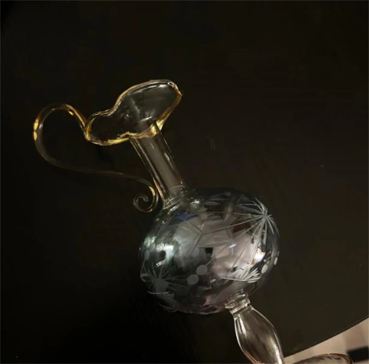 INSスタイル り 異形の花瓶 ガラスの花瓶 雕花 置物 贈り物 カップルのプレゼント 大人気