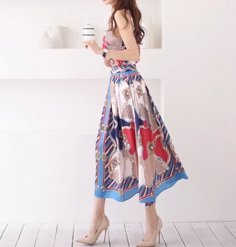 2色 セットアップ ノースリーブ 春 夏 きれいめ aライン フレアスカート ミモレ丈 ミディアム丈 Vネック スリム タイト 細身 ストレート Iライン スマート バックコンシャス 背中魅せ 白 ホ 2色 セットアップ ノースリーブ 春 夏 きれいめ aライン フレアスカート ミモレ丈 ミディアム丈 Vネック スリム タイト 細身 ストレート Iライン スマート バックコンシャス 背中魅せ 白 ホ