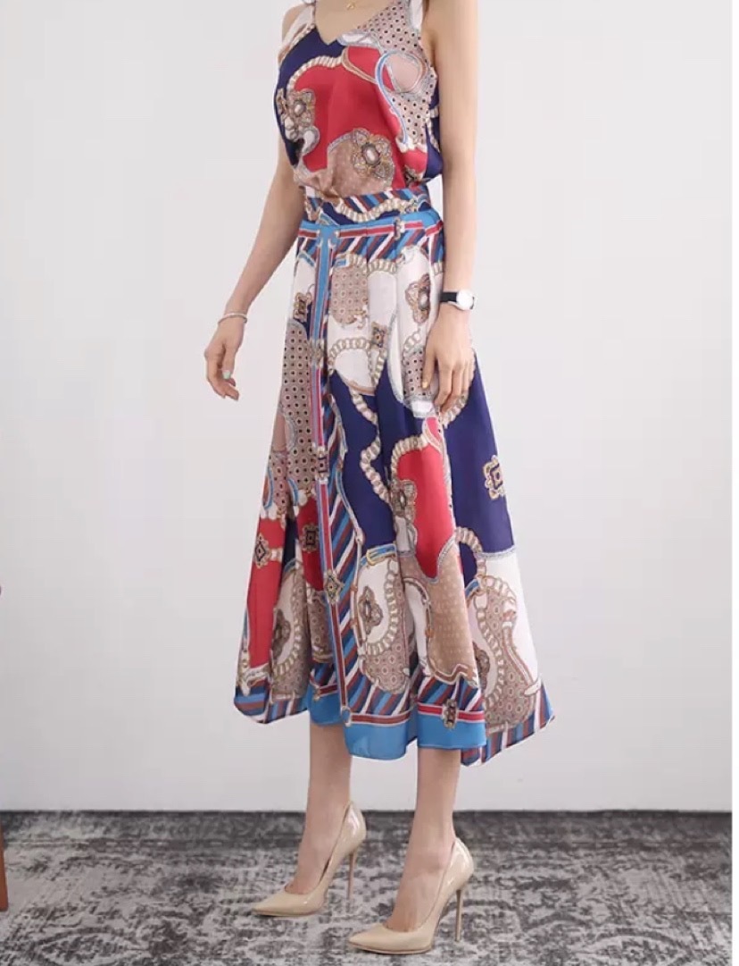 2色 セットアップ ノースリーブ 春 夏 きれいめ aライン フレアスカート ミモレ丈 ミディアム丈 Vネック スリム タイト 細身 ストレート Iライン スマート バックコンシャス 背中魅せ 白 ホ 2色 セットアップ ノースリーブ 春 夏 きれいめ aライン フレアスカート ミモレ丈 ミディアム丈 Vネック スリム タイト 細身 ストレート Iライン スマート バックコンシャス 背中魅せ 白 ホ