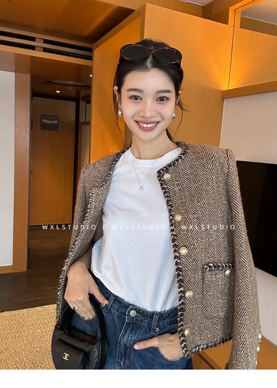 WXLSTUDIOはクラシックに敬意を表し高級ブランドの生地を使用したカスタム染めのヘビーウェイトシープウールの香り豊かなスモールジャケットです WXLSTUDIOはクラシックに敬意を表し高級ブランドの生地を使用したカスタム染めのヘビーウェイトシープウールの香り豊かなスモールジャケットです