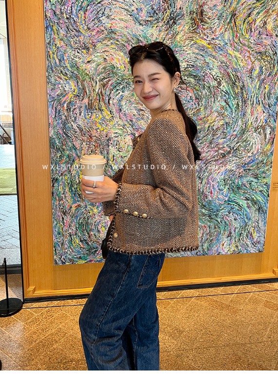 WXLSTUDIOはクラシックに敬意を表し高級ブランドの生地を使用したカスタム染めのヘビーウェイトシープウールの香り豊かなスモールジャケットです WXLSTUDIOはクラシックに敬意を表し高級ブランドの生地を使用したカスタム染めのヘビーウェイトシープウールの香り豊かなスモールジャケットです