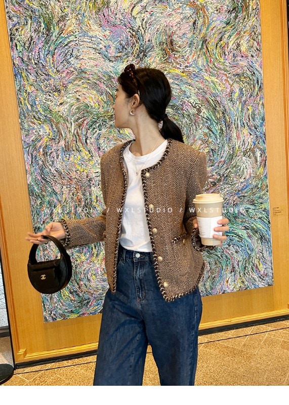 WXLSTUDIOはクラシックに敬意を表し高級ブランドの生地を使用したカスタム染めのヘビーウェイトシープウールの香り豊かなスモールジャケットです WXLSTUDIOはクラシックに敬意を表し高級ブランドの生地を使用したカスタム染めのヘビーウェイトシープウールの香り豊かなスモールジャケットです